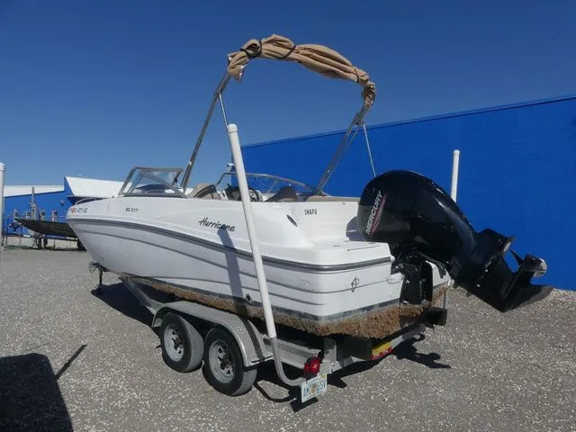 Slide: The Image of Hurricane SunDeck 217 OB 2021 - 6