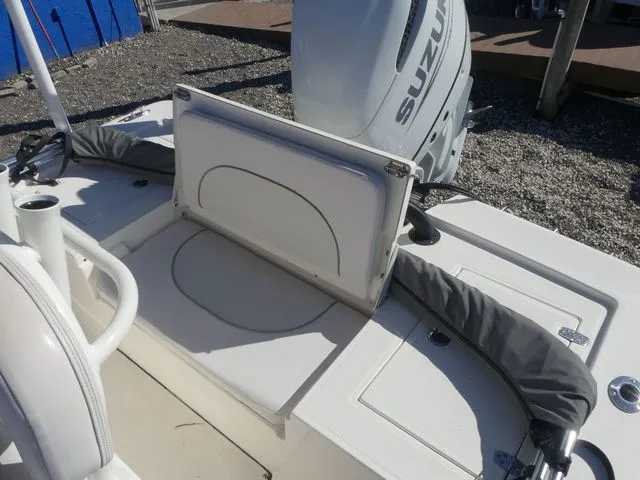 Slide: The Image of Sea Born FX22 Bay 2021 - 17