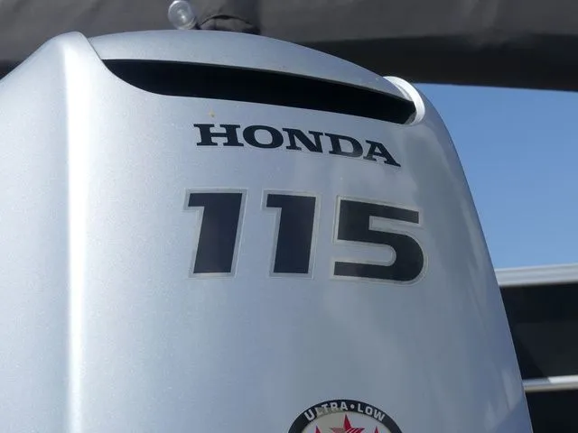 Slide: The Image of Sylvan 8522 Cruise-n-Fish 2019 - 10