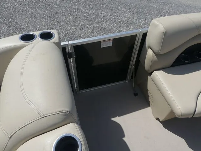 Slide: The Image of Sylvan 8522 Cruise-n-Fish 2019 - 13