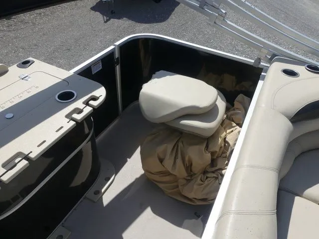 Slide: The Image of Sylvan 8522 Cruise-n-Fish 2019 - 18