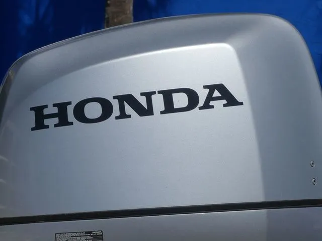 Slide: The Image of Sylvan 8522 Cruise-n-Fish 2019 - 8