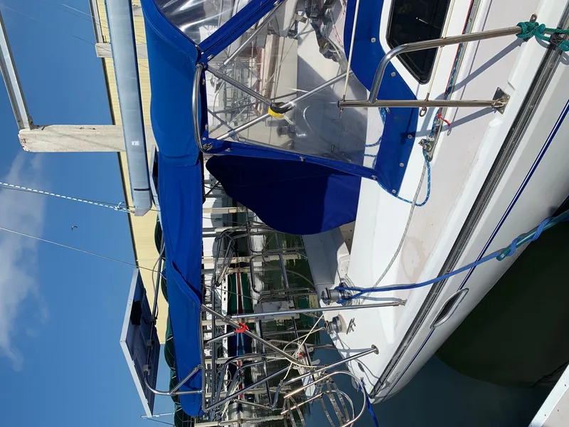Slide: The Image of Catalina 310 2002 - 4