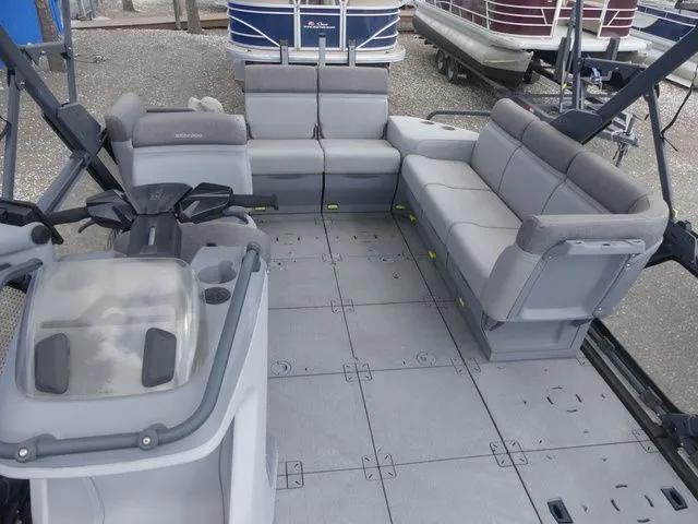 Slide: The Image of Sea-Doo Switch Sport 21 2022 - 10