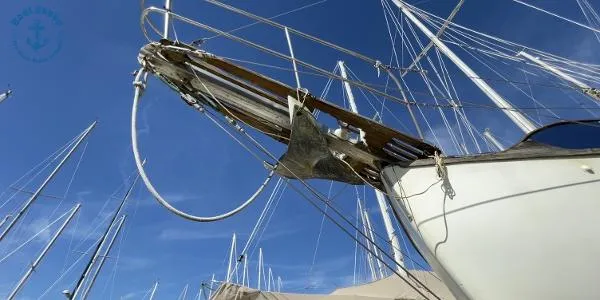 Slide: The Image of Westsail 32 1975 - 11