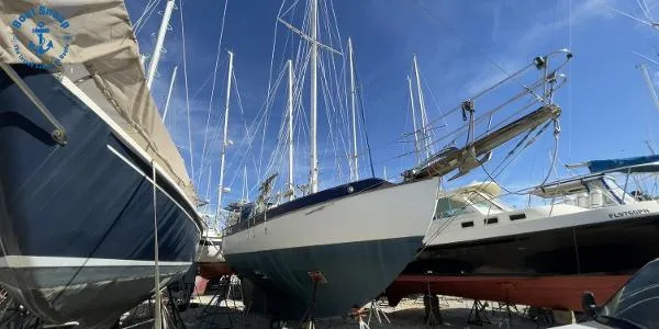 Slide: The Image of Westsail 32 1975 - 2
