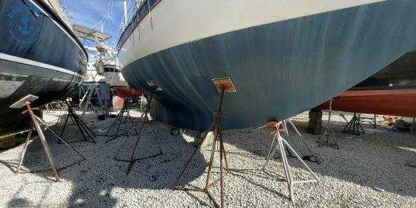 Slide: The Image of Westsail 32 1975 - 3