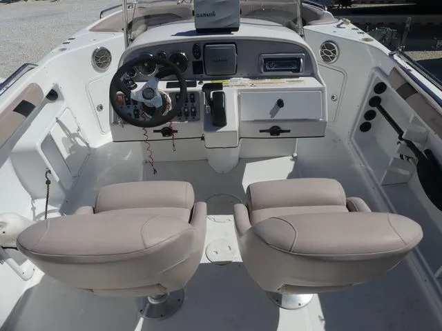 Slide: The Image of Interior of 2013 Hurricane SUNDECK SPORT SS 231 OB boat. - 7
