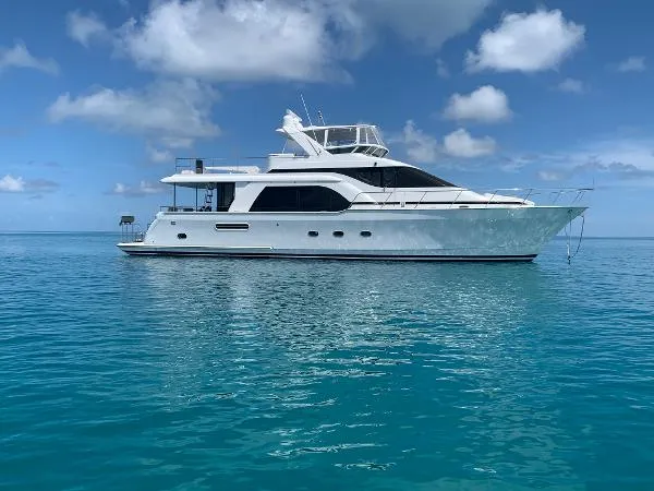 Slide: The Image of Queenship 64 Flybridge Motor Yacht 1998 - 0