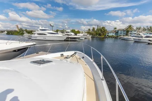 Slide: The Image of Queenship 64 Flybridge Motor Yacht 1998 - 3