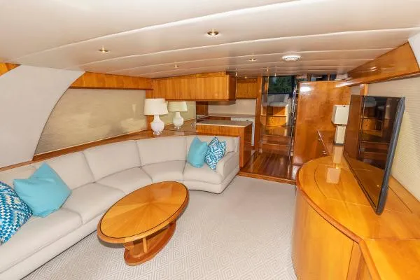 Slide: The Image of Queenship 64 Flybridge Motor Yacht 1998 - 9