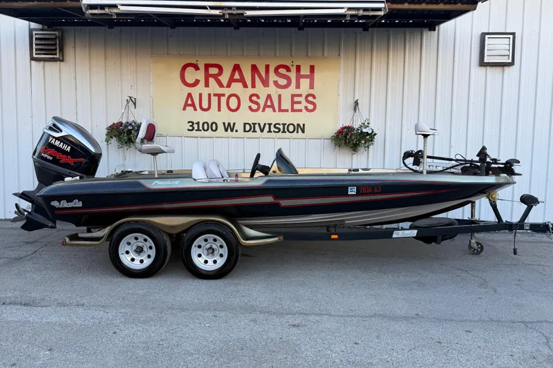 Slide: The Image of 2005 Bass Cat Puma boat with Yamaha engine at Cransh Auto Sales. - 6