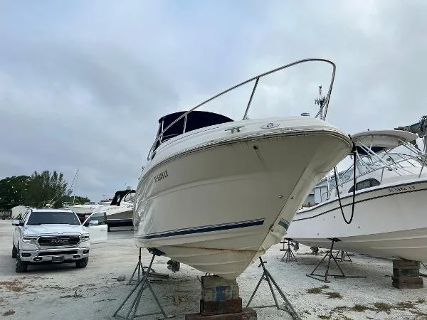 Slide: The Image of Sea Ray Sundancer 2002 - 1
