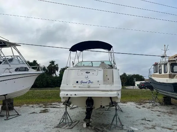 Slide: The Image of Sea Ray Sundancer 2002 - 2