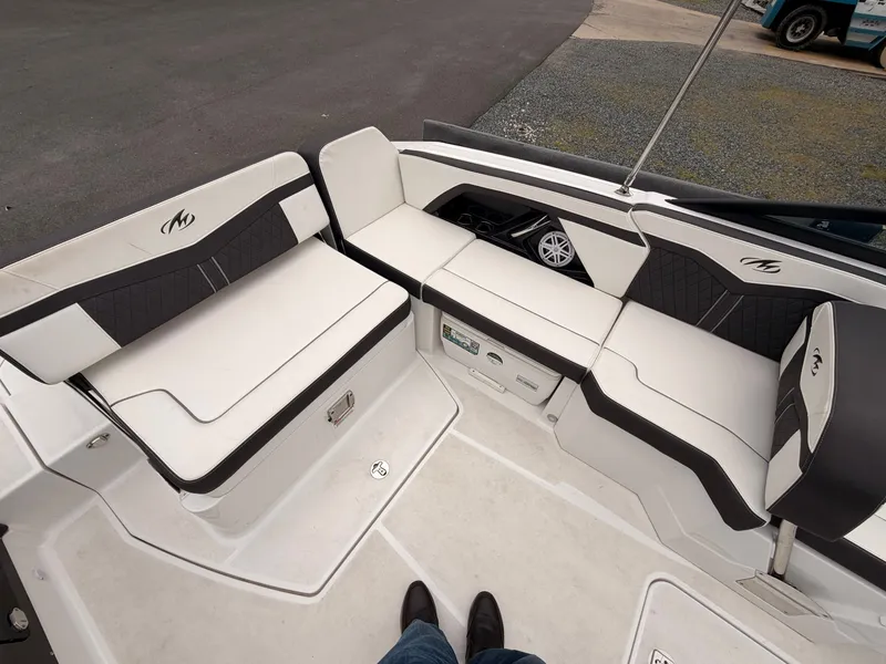 Slide: The Image of Monterey 258SS Super Sport 2019 - 22