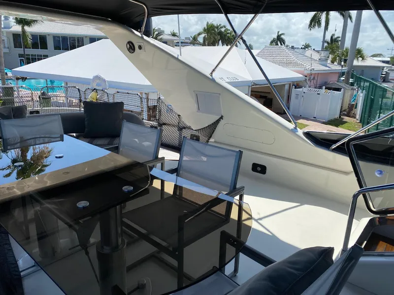 Slide: The Image of Azimut 85 Ultimate 1999 - 95