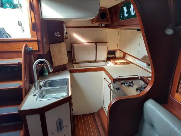 Slide: The Image of Gulfstar 44 CC 1982 - 11