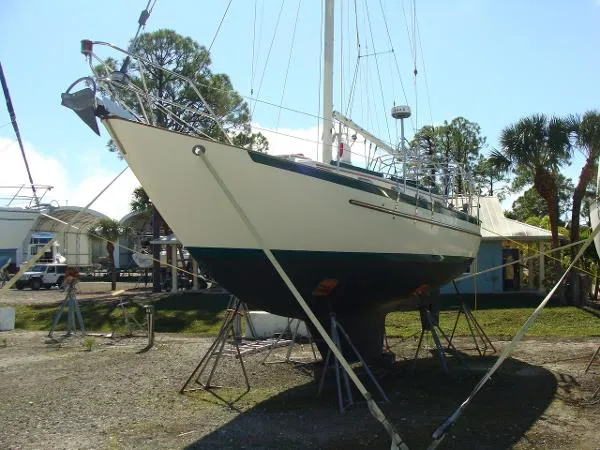 Slide: The Image of Pacific Seacraft 34 1996 - 3