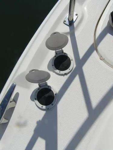 Slide: The Image of Sea Ray 390 Motor Yacht 2003 - 11