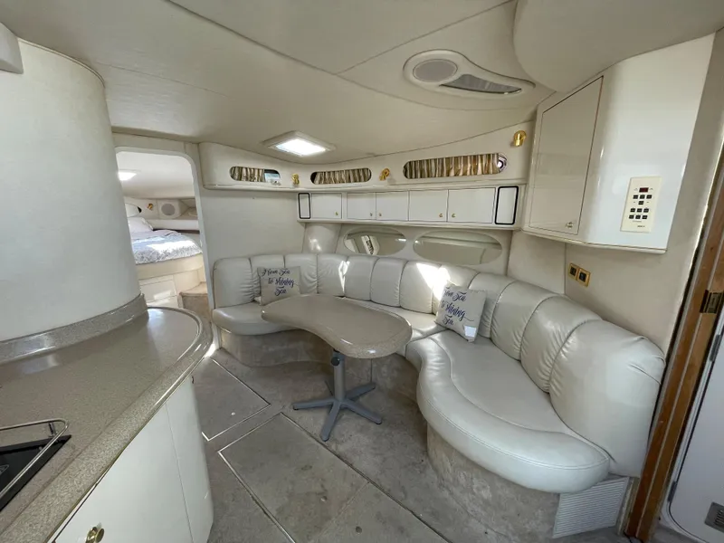 Slide: The Image of Sea Ray 400 Sundancer 1997 - 7