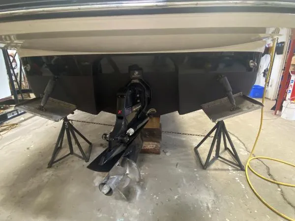 Slide: The Image of Monterey 280 Sport Yacht 2014 - 10