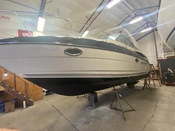 Slide: The Image of Monterey 280 Sport Yacht 2014 - 5