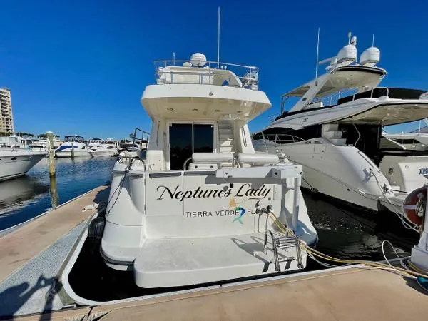 Slide: The Image of Neptunus 55 Sedan 1995 - 6