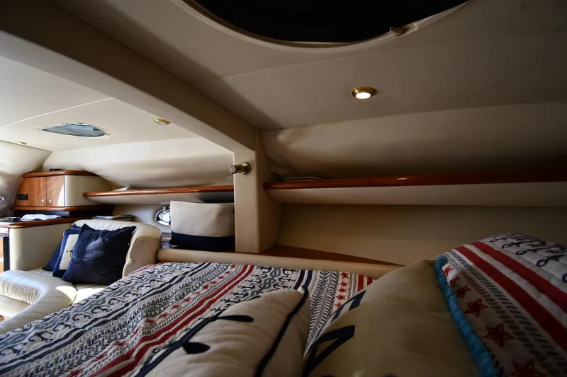 Slide: The Image of Interior of Sunseeker Superhawk 34 yacht, year 2000. - 32