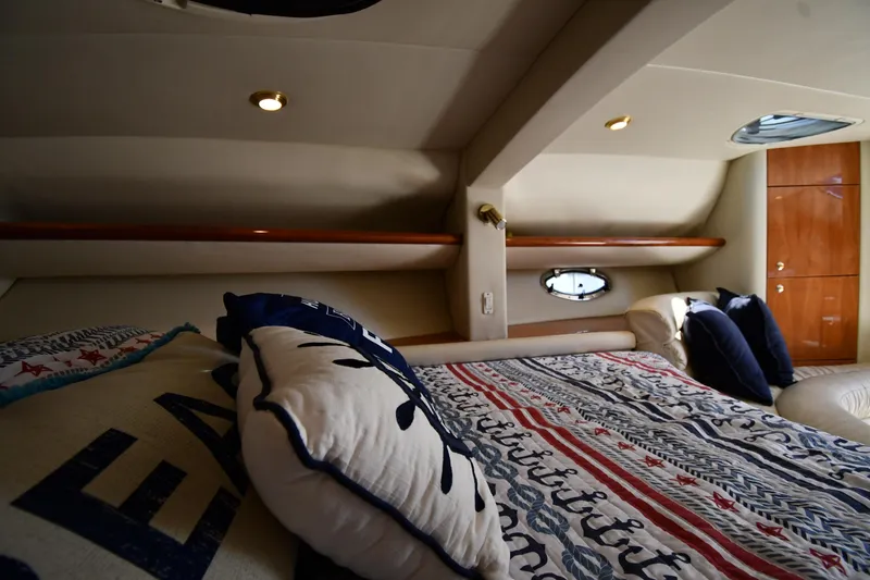 Slide: The Image of Interior of Sunseeker Superhawk 34 yacht, year 2000. - 33