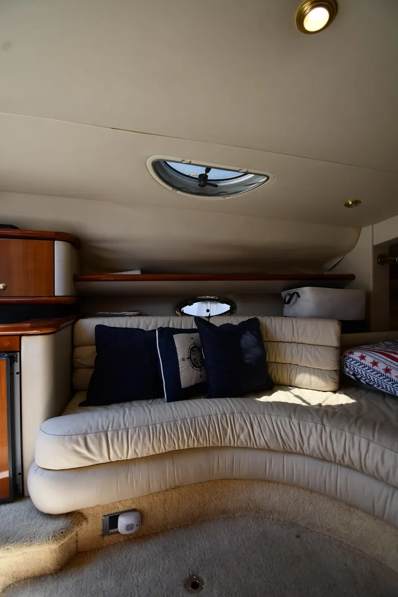 Slide: The Image of Interior of Sunseeker Superhawk 34 yacht, year 2000. - 37