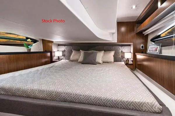 Slide: The Image of Four Winns 355 Vista with Twin Yamaha 300 2020 - 8