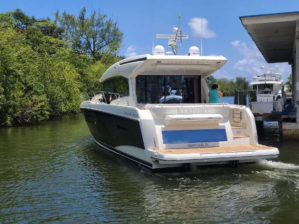 Slide: The Image of Prestige 520S 2020 - 2