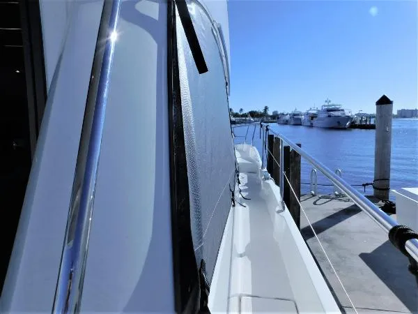Slide: The Image of Prestige 520S 2020 - 9