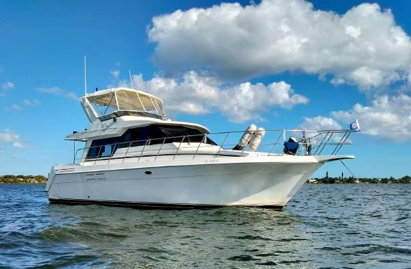 Slide: The Image of Navigator 4200 Classic Pilothouse 1997 - 1