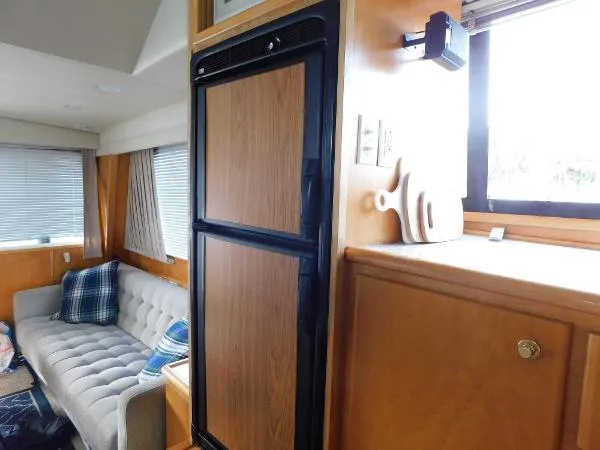 Slide: The Image of Navigator 4200 Classic Pilothouse 1997 - 6