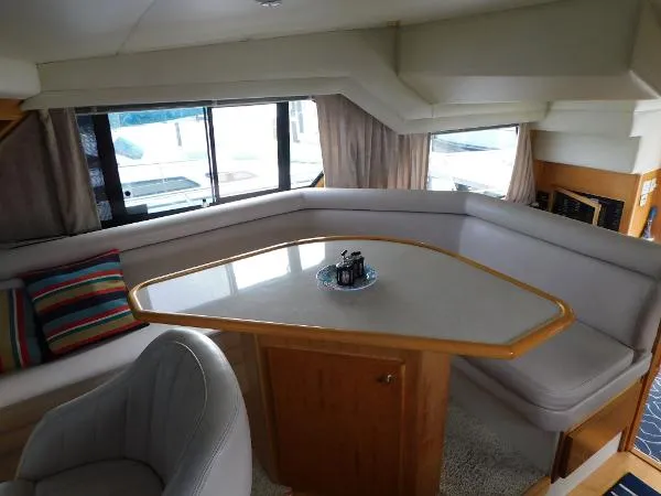 Slide: The Image of Navigator 4200 Classic Pilothouse 1997 - 9
