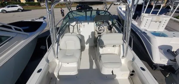 Slide: The Image of Robalo R265 Walkaround 2008 - 11
