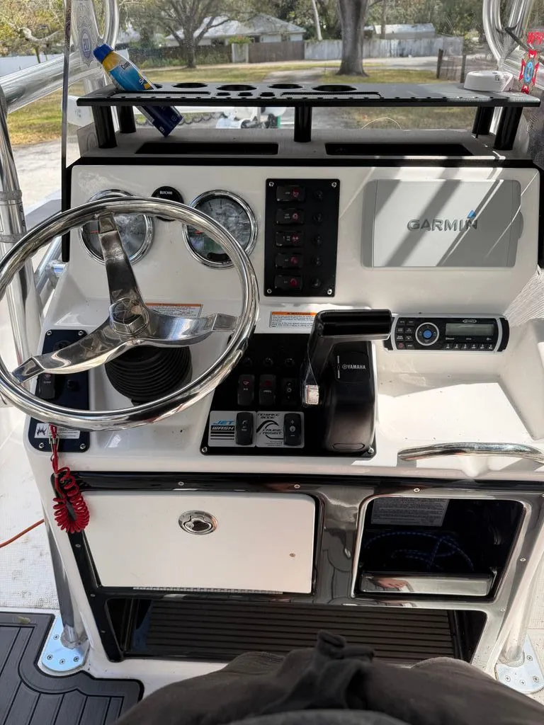 Slide: The Image of Yamaha 190 FSH 2017 - 3