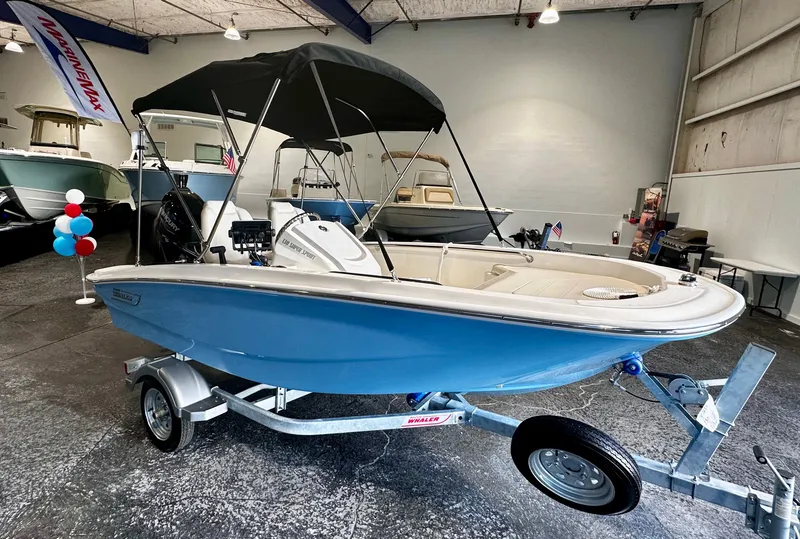 Slide: The Image of Boston Whaler 130 Super Sport 2026 - 0