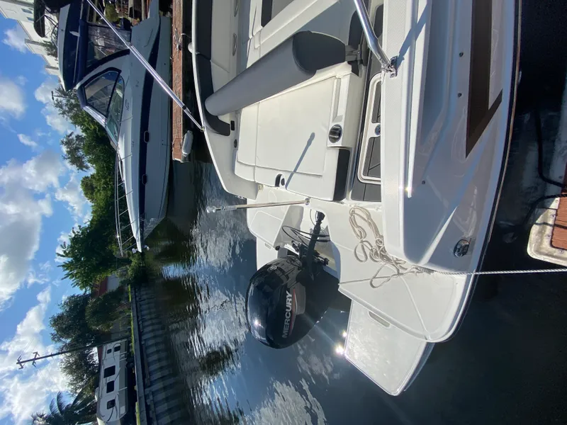 Slide: The Image of Bayliner DX 2200 2021 - 3