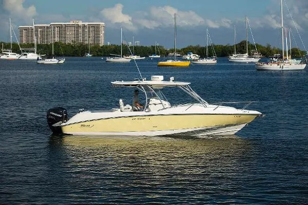 Slide: The Image of Boston Whaler 320 Outrage Cuddy Cabin 2008 - 3