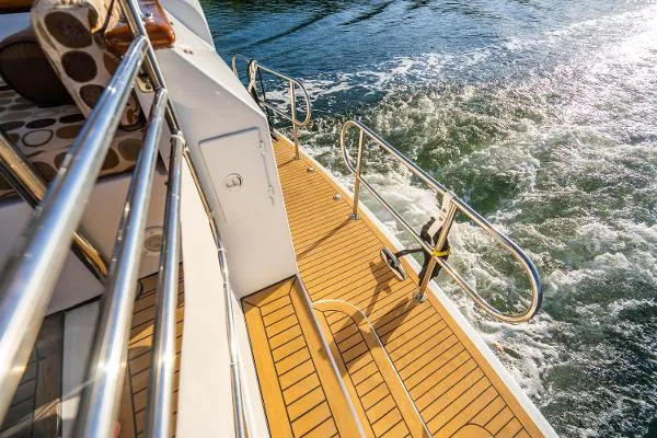 Slide: The Image of Queenship Pilothouse Motor Yacht 1997 - 8