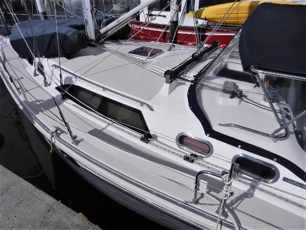 Slide: The Image of Catalina 385 2013 - 10