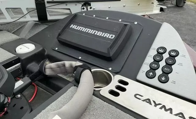 Slide: The Image of Caymas CX 21 PRO Bass Boat 2020 - 10