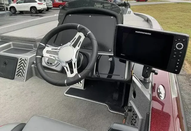 Slide: The Image of Caymas CX 21 PRO Bass Boat 2020 - 3