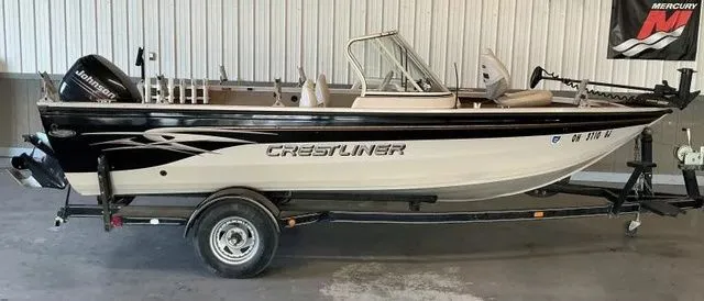 Slide: The Image of Crestliner Super Hawk 1800 Fishing Boat 2002 - 8