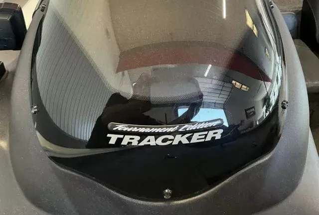 Slide: The Image of Tracker Pro Team 175 Bass Boat 2023 - 9