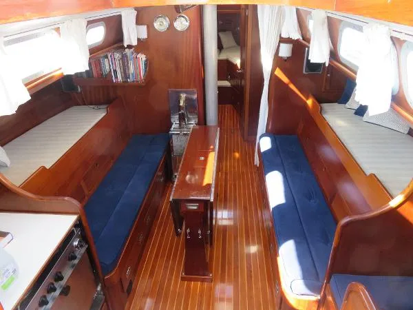 Slide: The Image of Hinckley Yachts Bermuda 40 1979 - 6