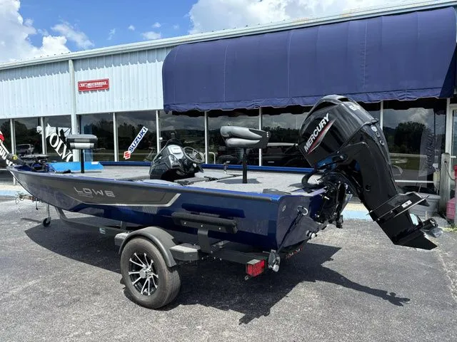 Slide: The Image of Lowe Stinger 175 Bass Boat 2022 - 10