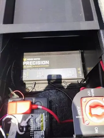 Slide: The Image of Caymas CX 20 PRO 2022 - 20